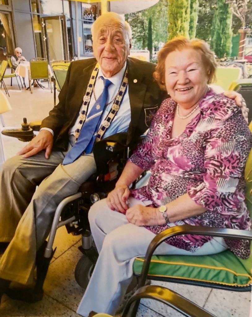 Wilhelm Jalowiecki mit seiner Frau Rosi am 90. Geburtstag